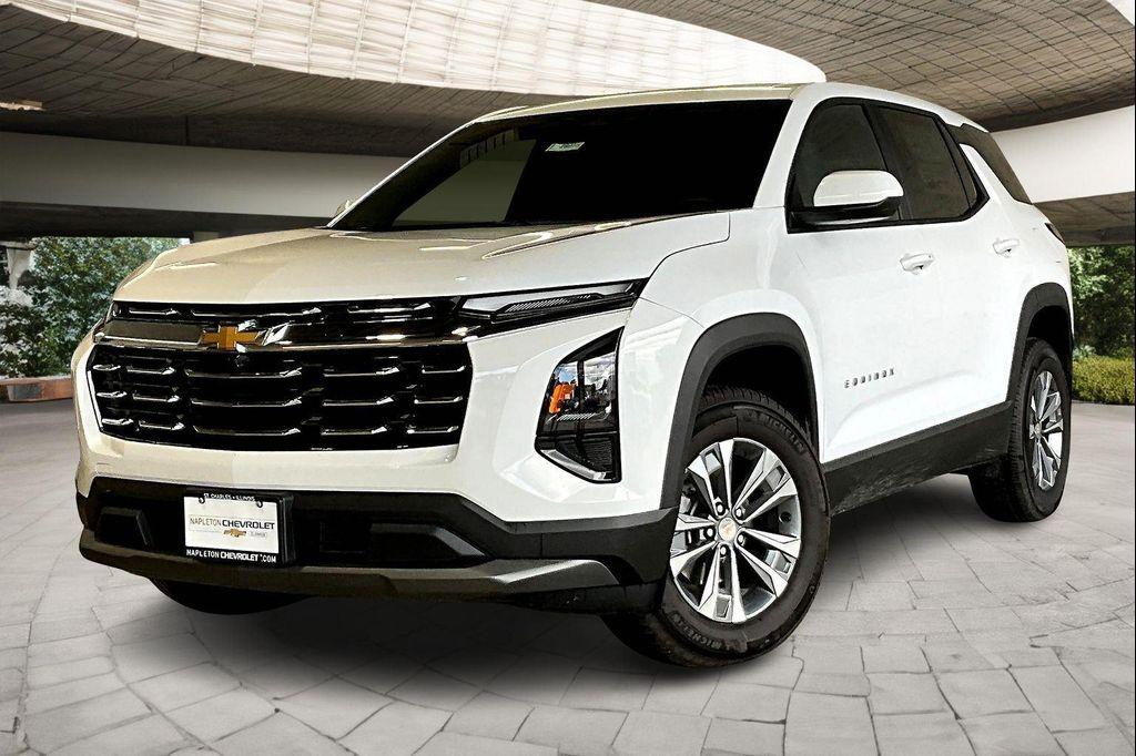 new 2026 Chevrolet Equinox car, priced at $32,584