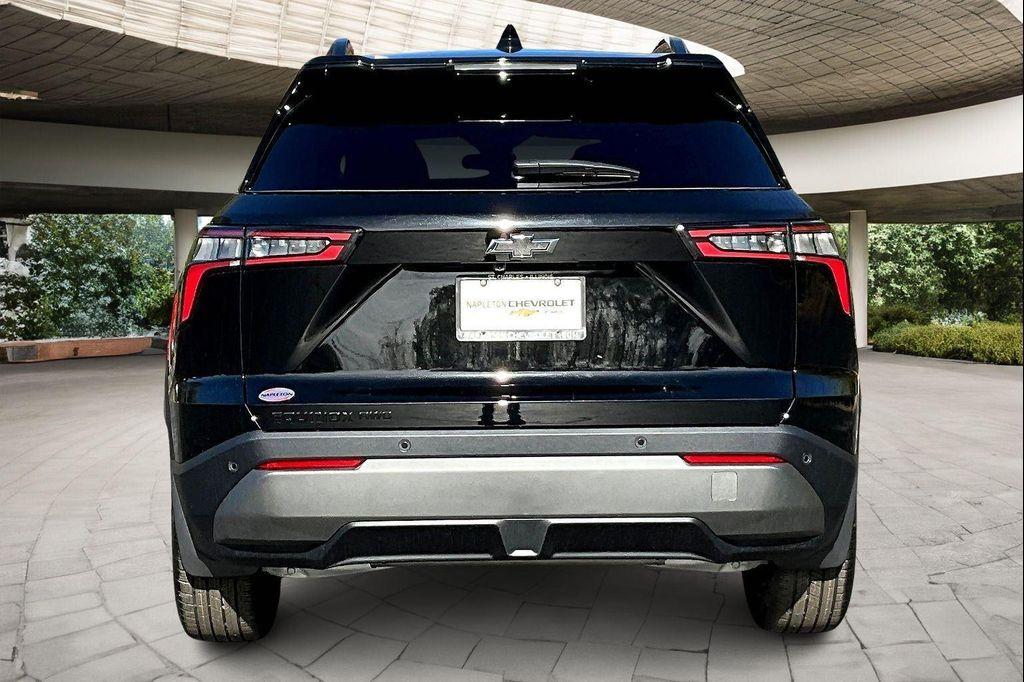 new 2026 Chevrolet Equinox car, priced at $33,105
