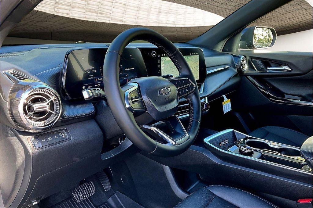 new 2026 Chevrolet Equinox car, priced at $33,105