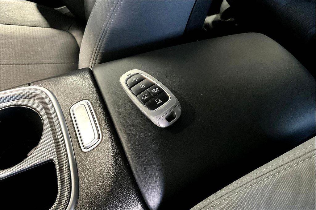 used 2023 Hyundai Santa Fe car, priced at $22,595