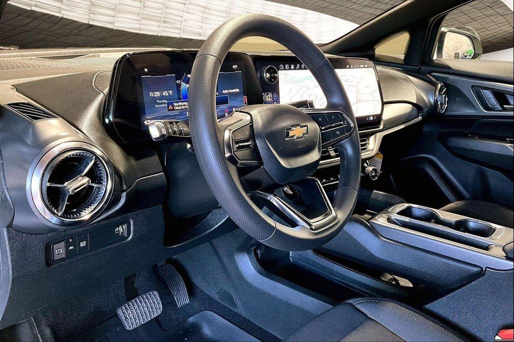 new 2026 Chevrolet Equinox EV car, priced at $33,418