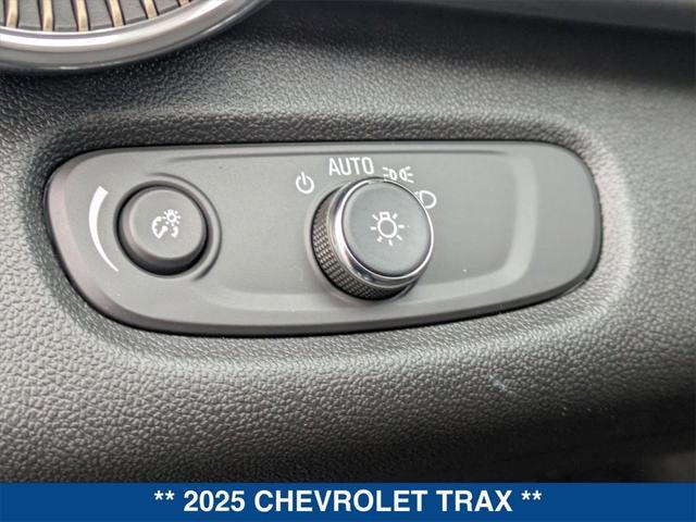 new 2025 Chevrolet Trax car, priced at $26,730