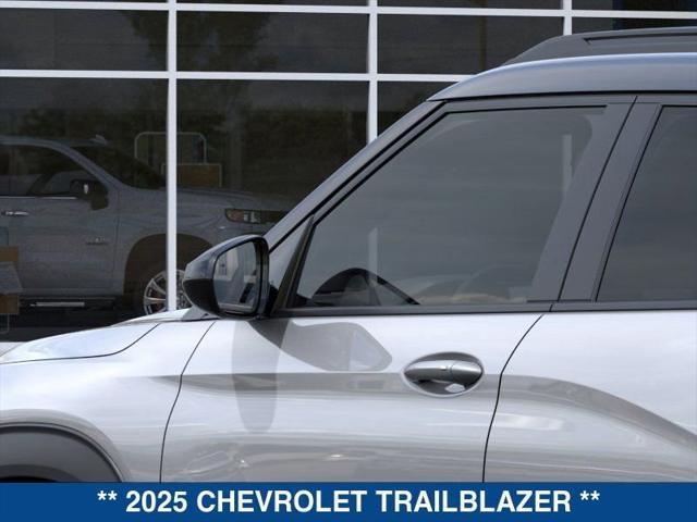 new 2025 Chevrolet TrailBlazer car, priced at $32,680