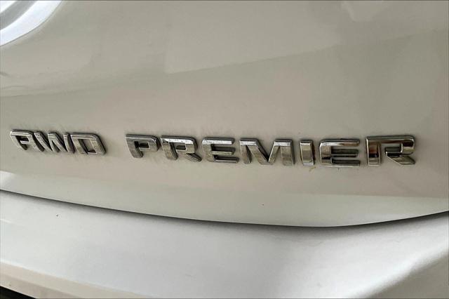 used 2022 Chevrolet Equinox car, priced at $28,695