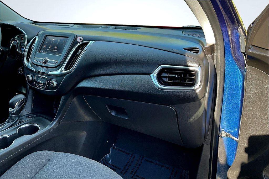 used 2022 Chevrolet Equinox car, priced at $20,395