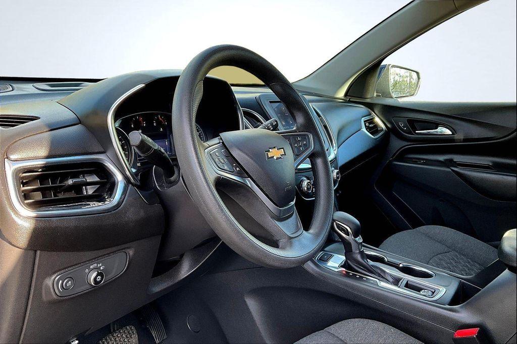used 2022 Chevrolet Equinox car, priced at $20,395
