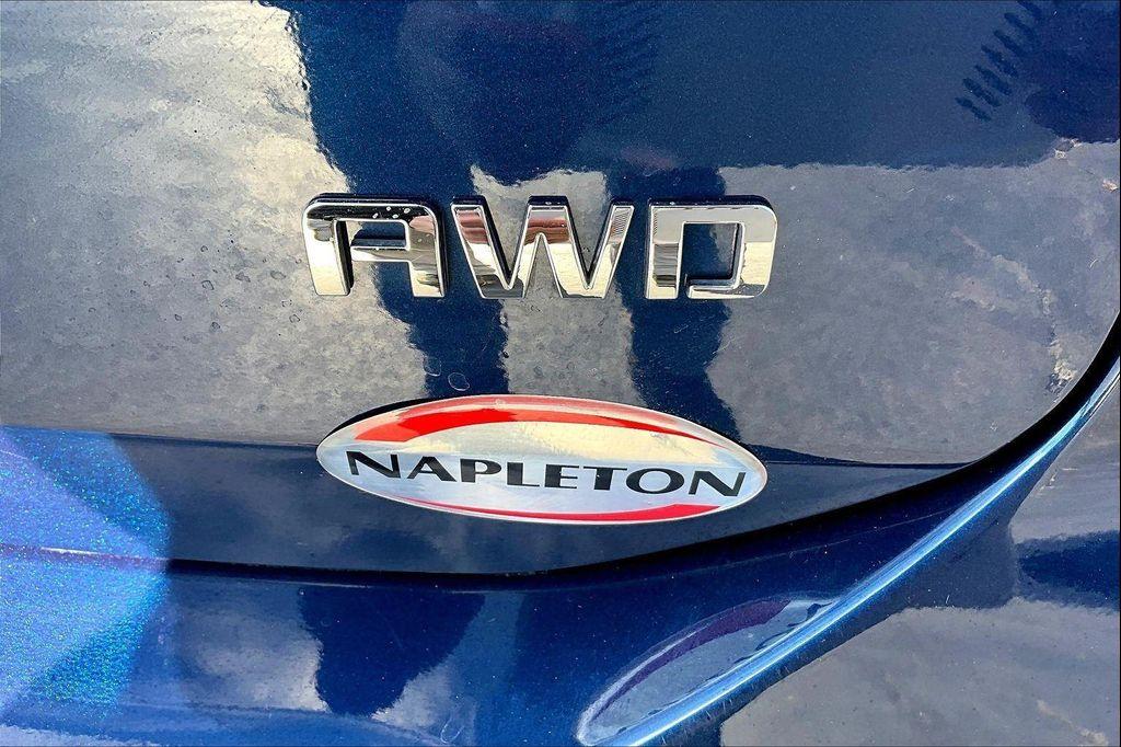 used 2022 Chevrolet Equinox car, priced at $20,395