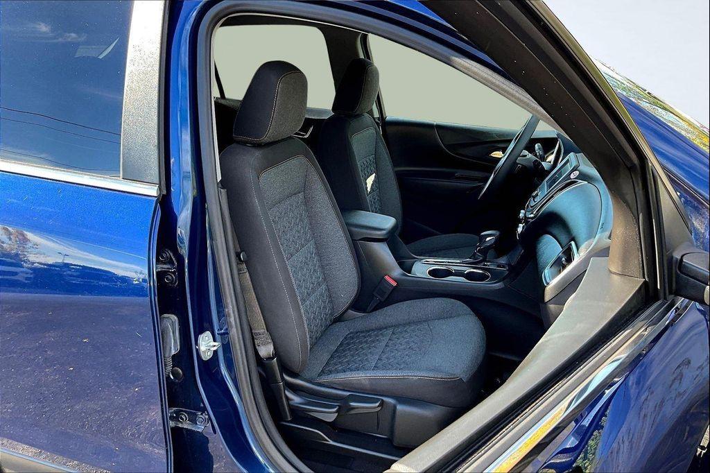 used 2022 Chevrolet Equinox car, priced at $20,395