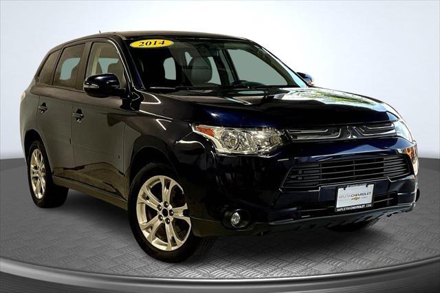 used 2014 Mitsubishi Outlander car, priced at $4,995