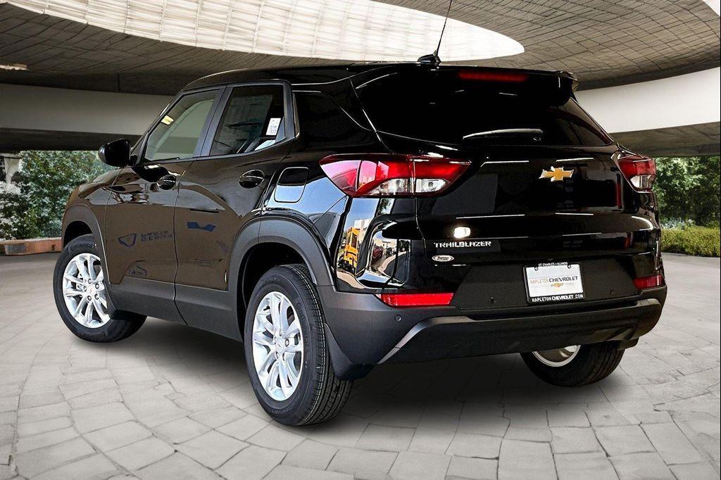 new 2026 Chevrolet TrailBlazer car, priced at $24,566