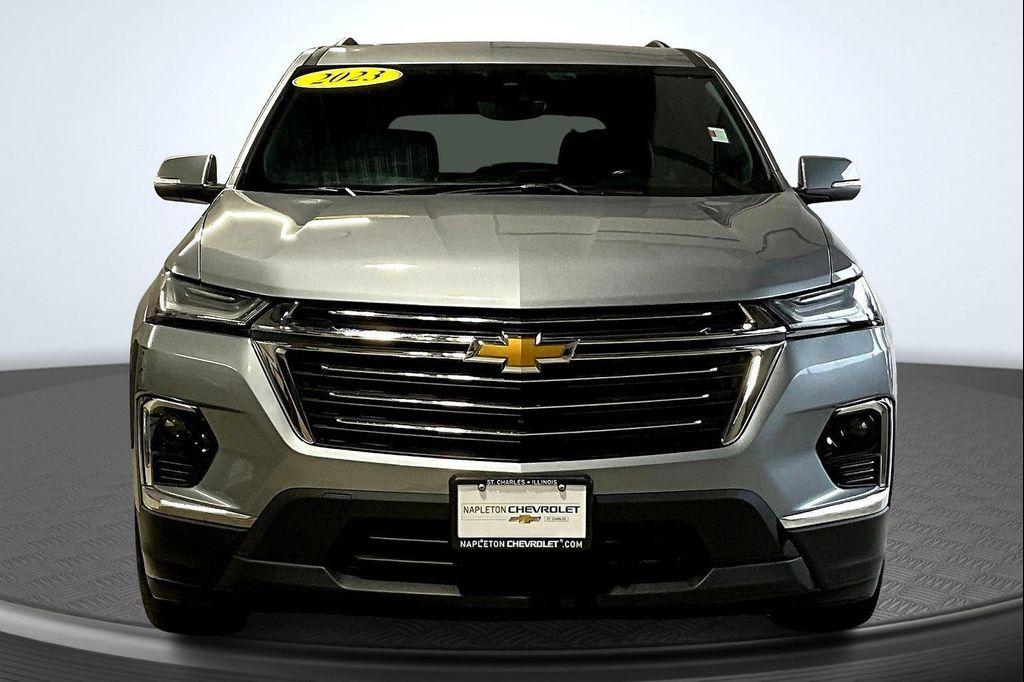 used 2023 Chevrolet Traverse car, priced at $27,495