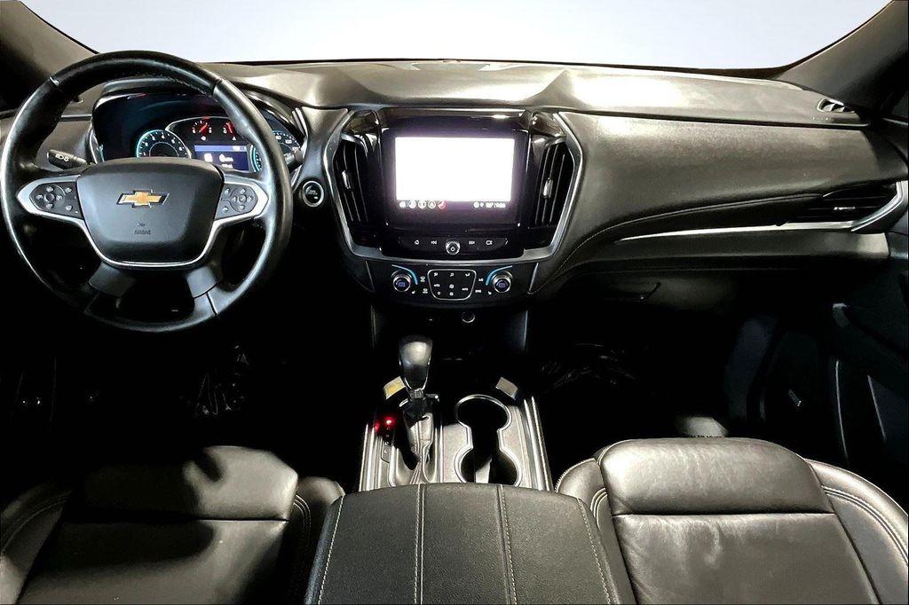 used 2023 Chevrolet Traverse car, priced at $27,495