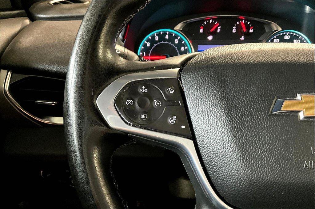 used 2023 Chevrolet Traverse car, priced at $27,495