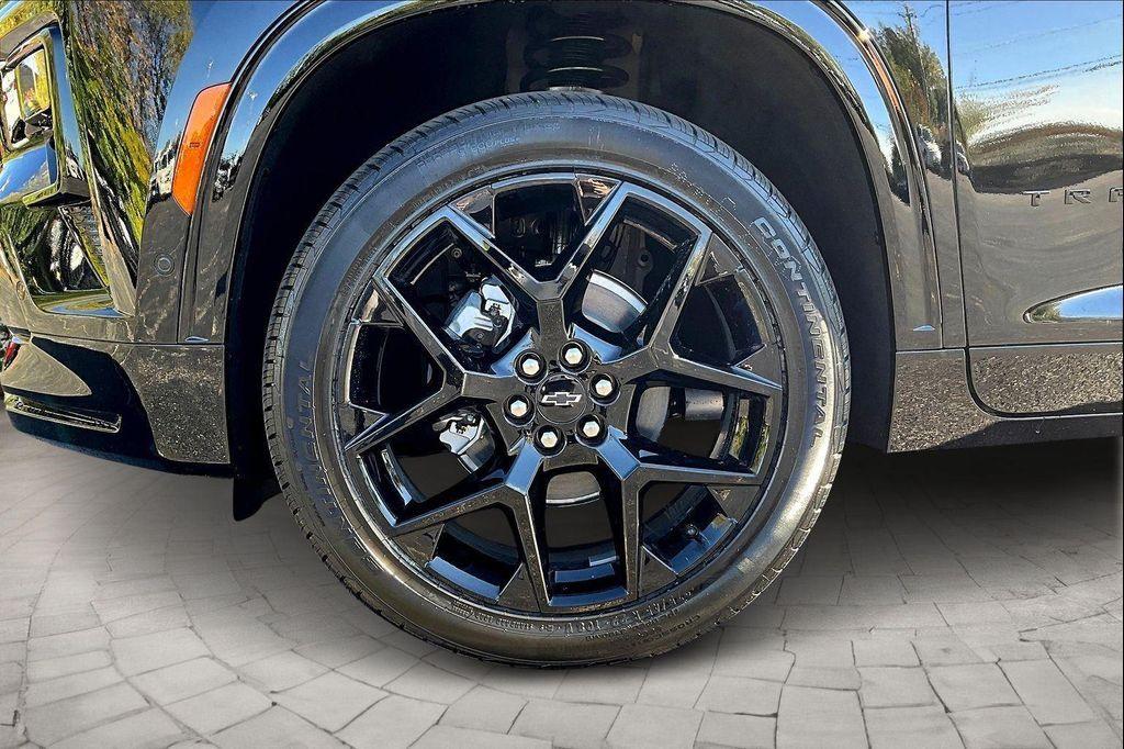 new 2026 Chevrolet Traverse car, priced at $58,326