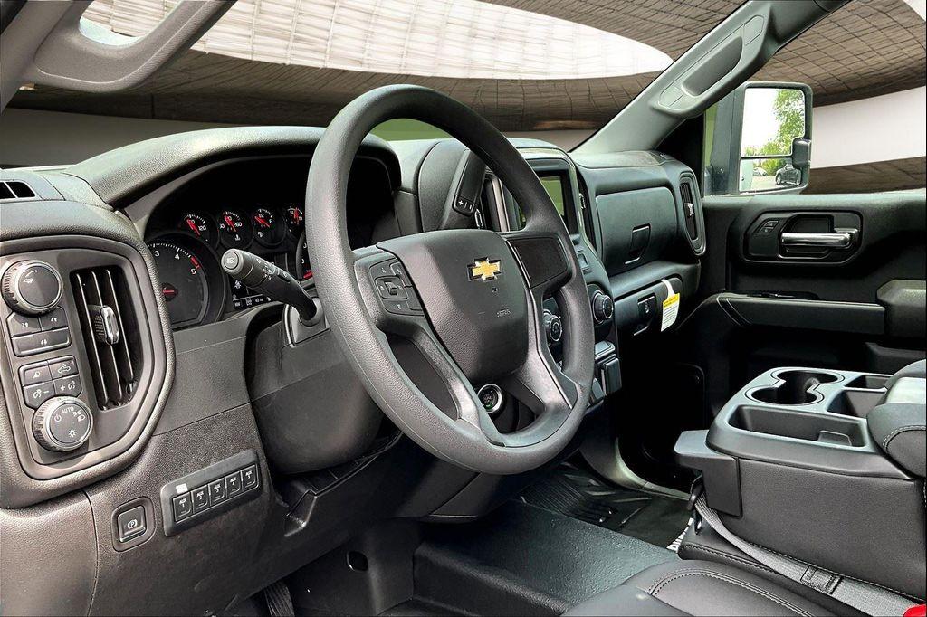 new 2025 Chevrolet Silverado 3500 car, priced at $80,343