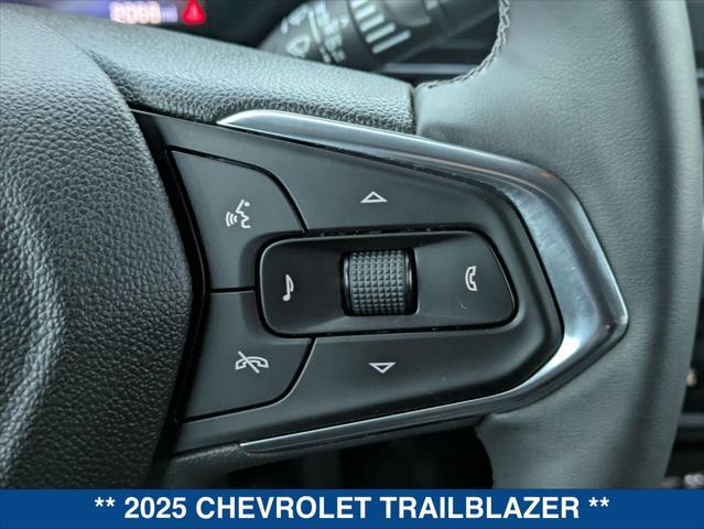 new 2025 Chevrolet TrailBlazer car, priced at $30,075