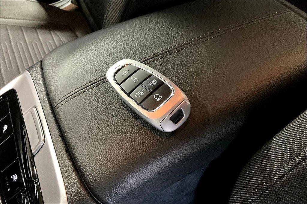 used 2022 Hyundai SANTA CRUZ car, priced at $22,795