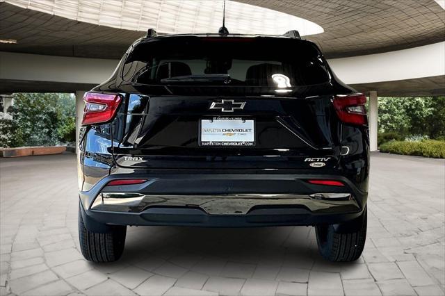 new 2025 Chevrolet Trax car, priced at $26,695