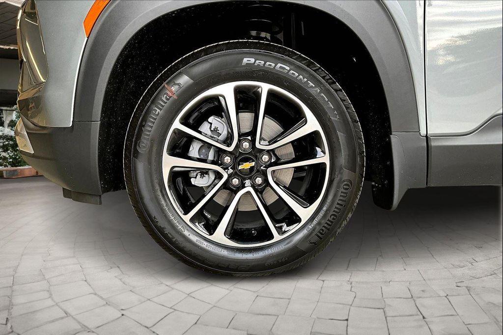 new 2026 Chevrolet TrailBlazer car, priced at $27,826