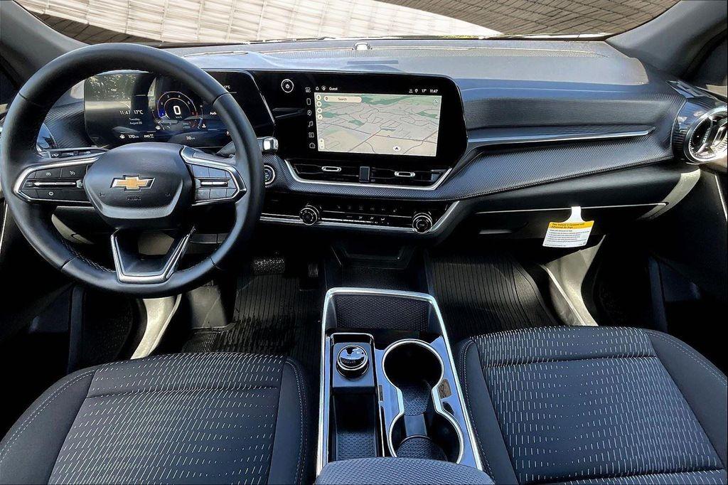 new 2026 Chevrolet Equinox car, priced at $30,410