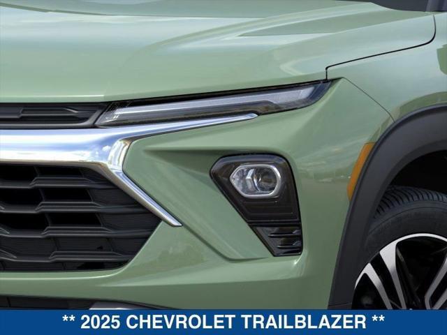 new 2025 Chevrolet TrailBlazer car, priced at $26,080