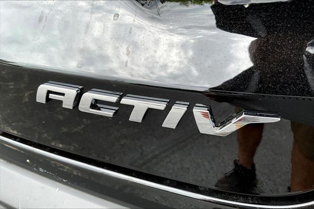 new 2025 Chevrolet Trax car, priced at $25,845