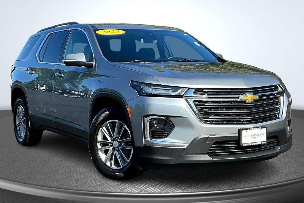 used 2023 Chevrolet Traverse car, priced at $27,295