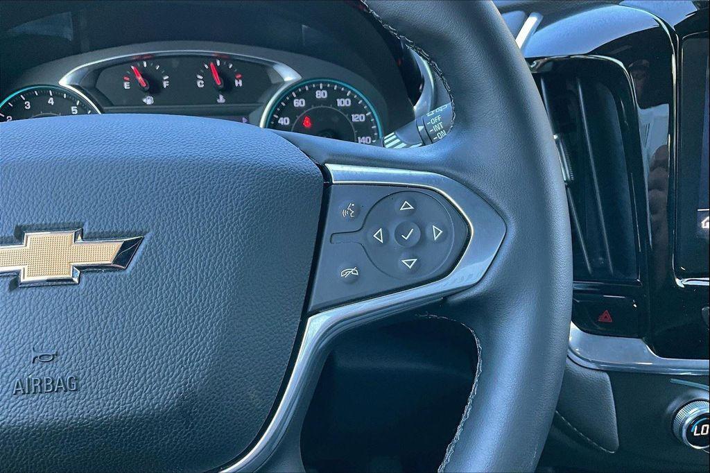 used 2023 Chevrolet Traverse car, priced at $27,295