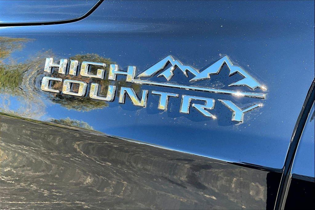 new 2026 Chevrolet Suburban car, priced at $96,645