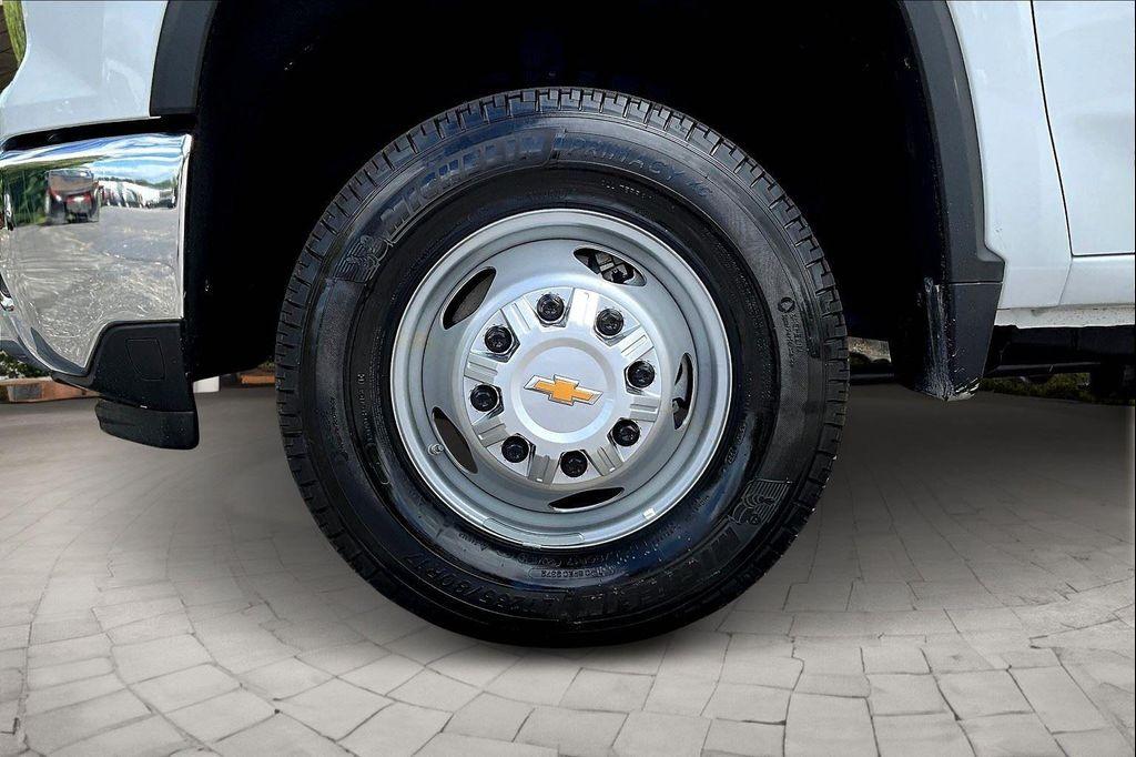 new 2025 Chevrolet Silverado 3500 car, priced at $64,622