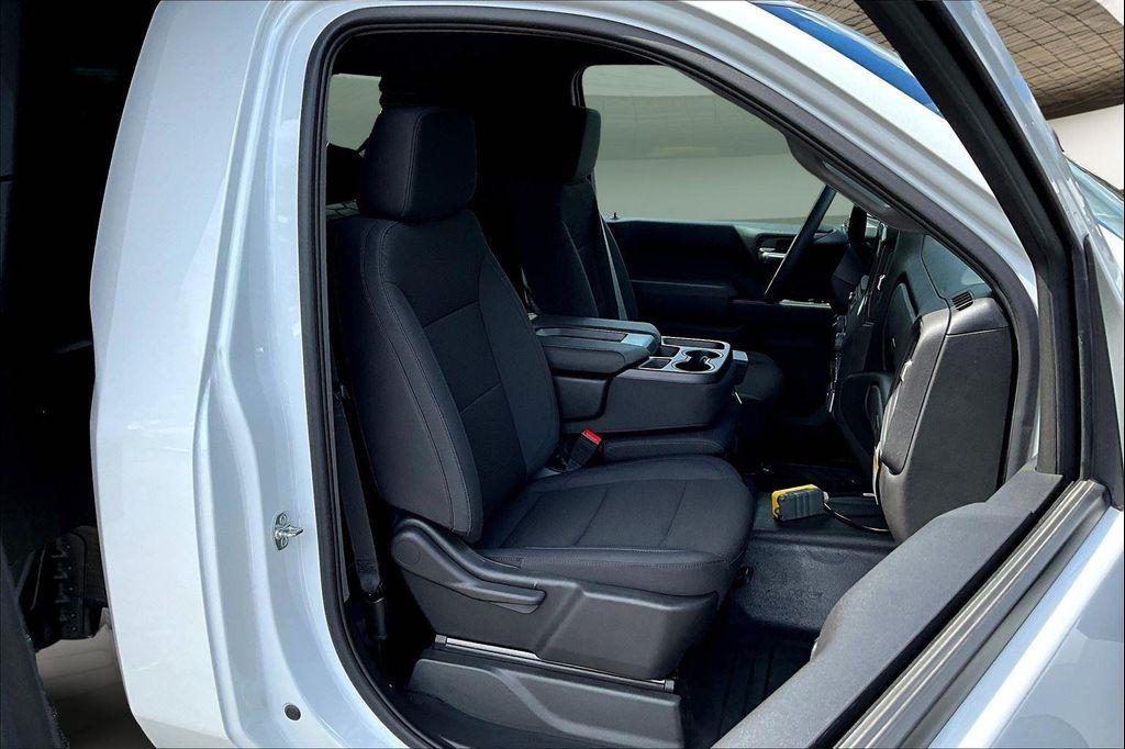 new 2025 Chevrolet Silverado 3500 car, priced at $64,622