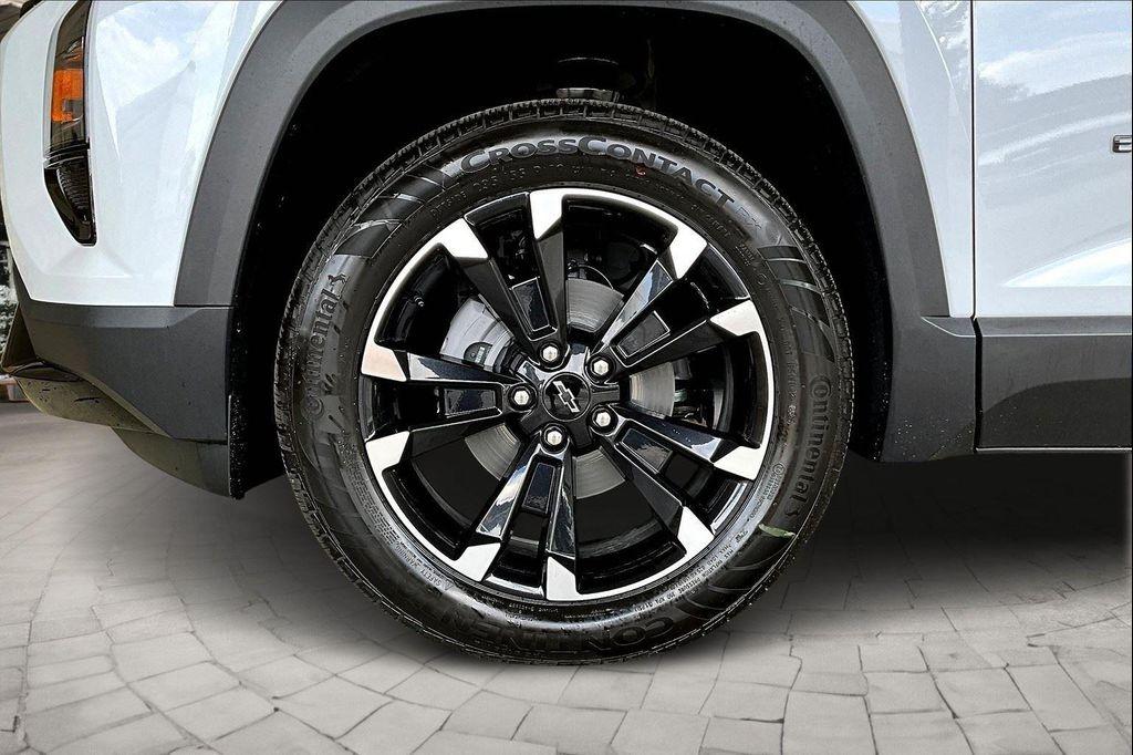 new 2026 Chevrolet Equinox car, priced at $37,607