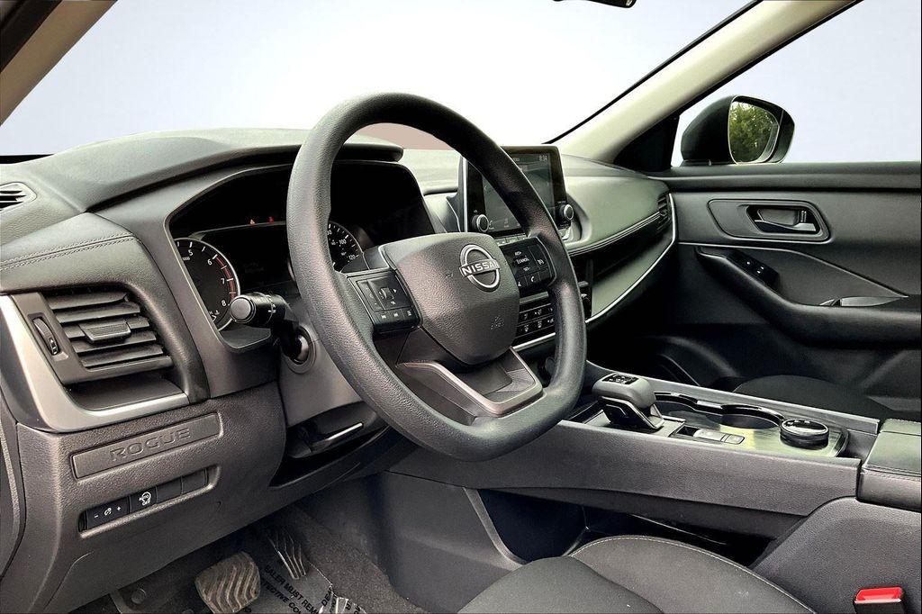 used 2025 Nissan Rogue car, priced at $23,995