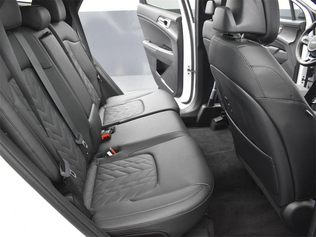 new 2025 Kia Sportage car, priced at $32,685