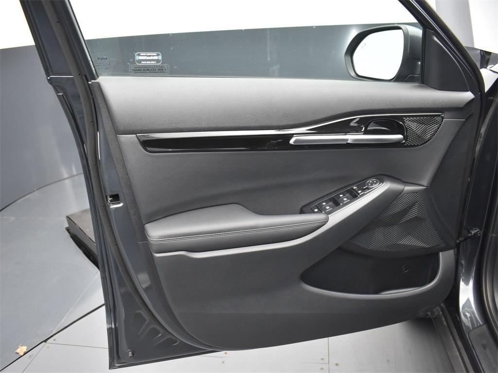 new 2025 Kia Seltos car, priced at $29,037