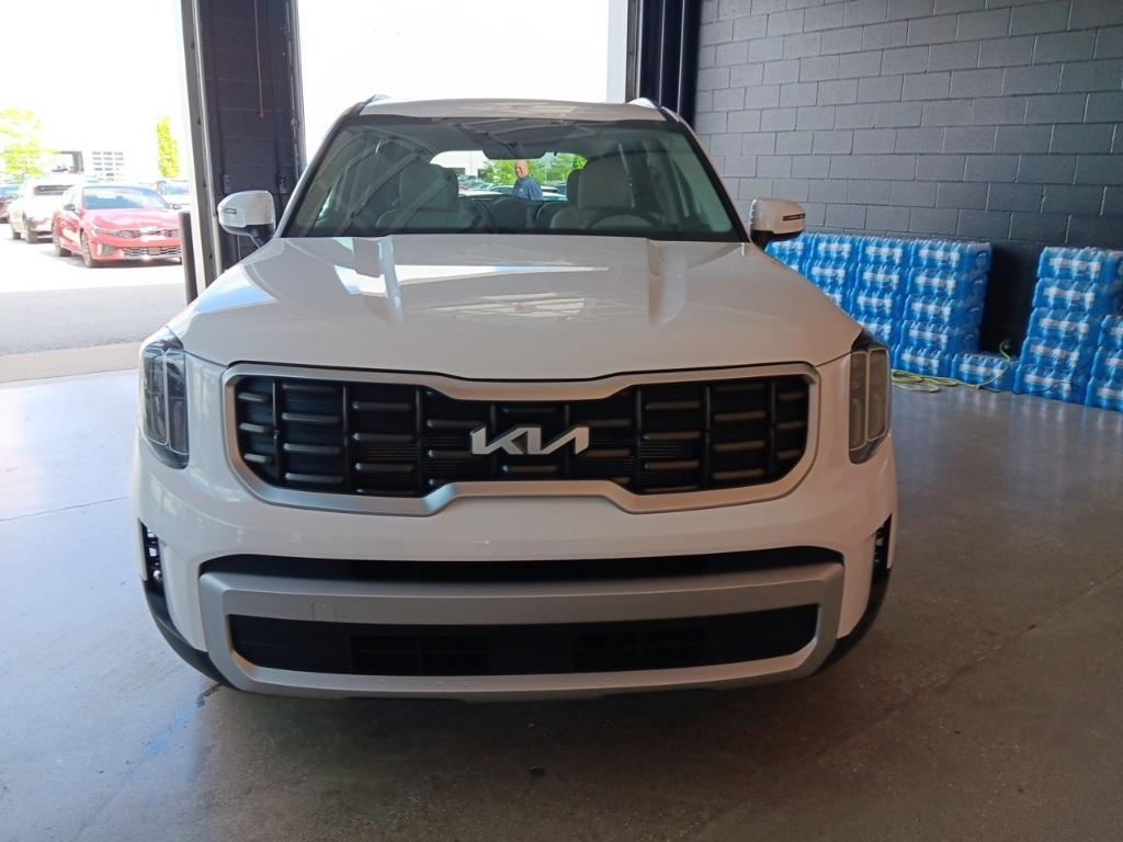 new 2025 Kia Telluride car, priced at $42,029