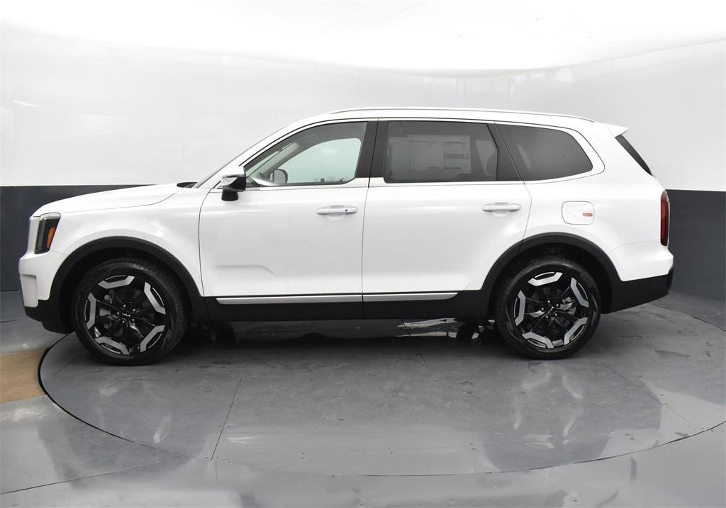 new 2025 Kia Telluride car, priced at $42,029
