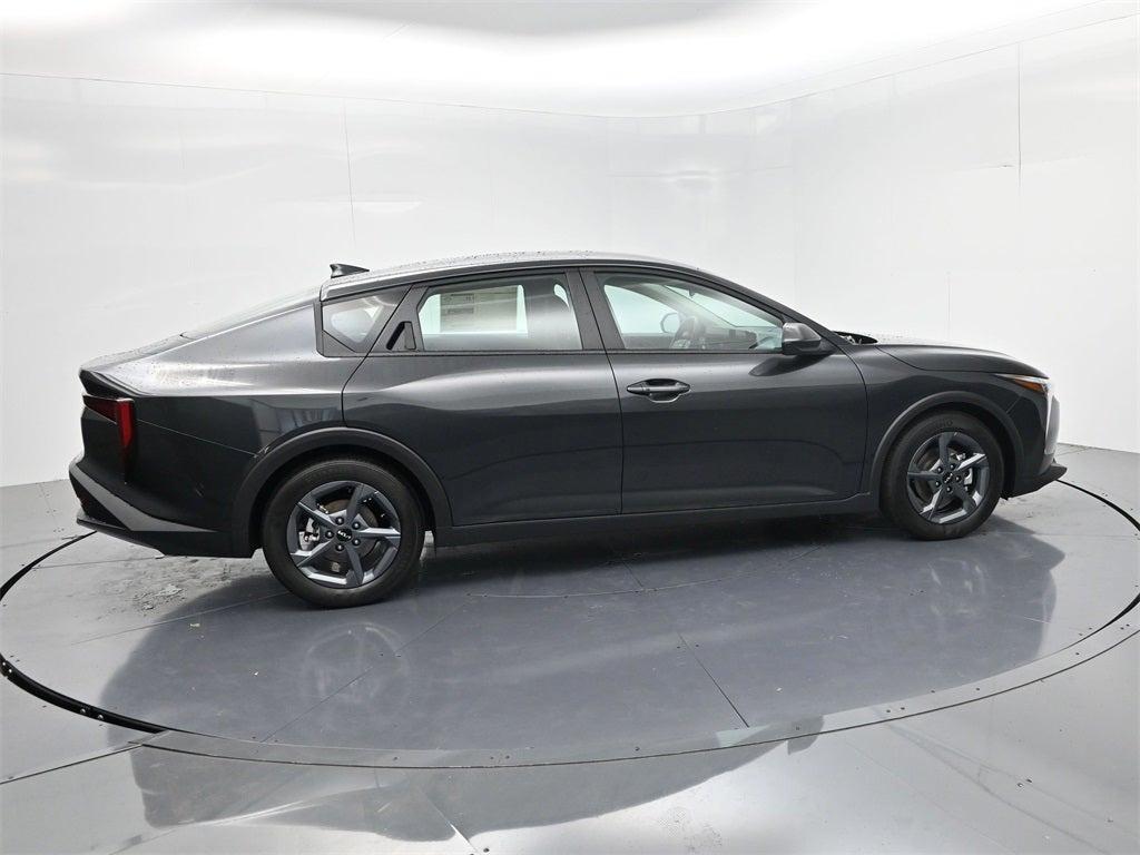 new 2025 Kia K4 car, priced at $22,999