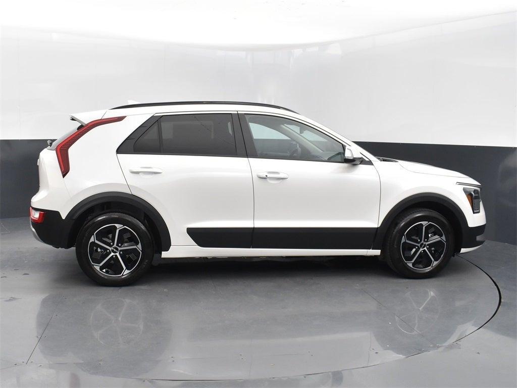 new 2025 Kia Niro car, priced at $29,896