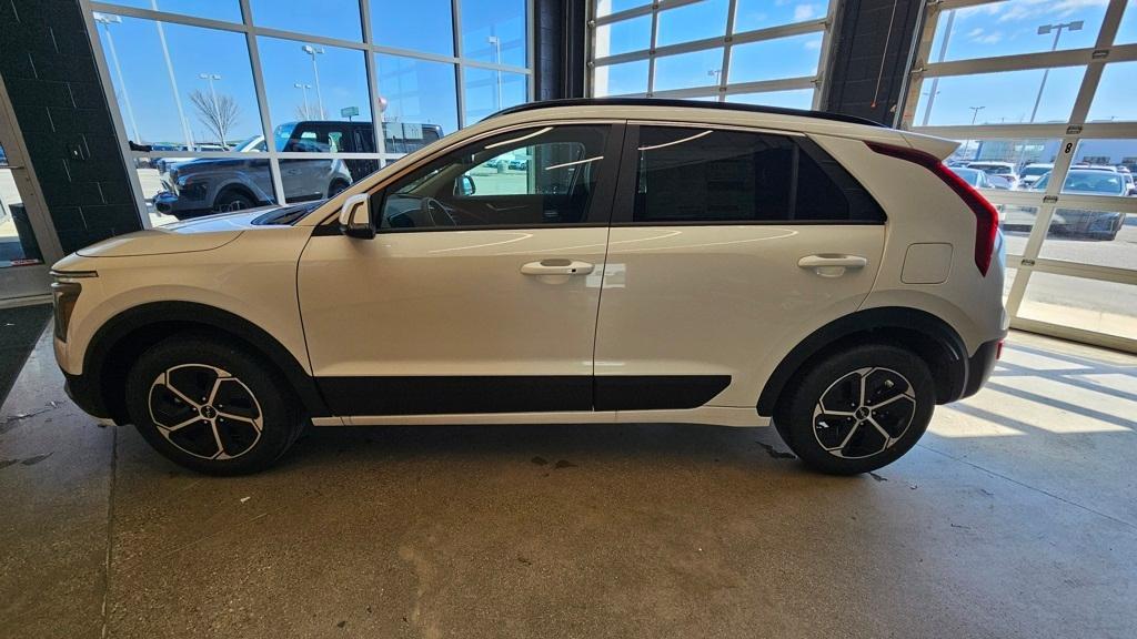 new 2025 Kia Niro car, priced at $30,396