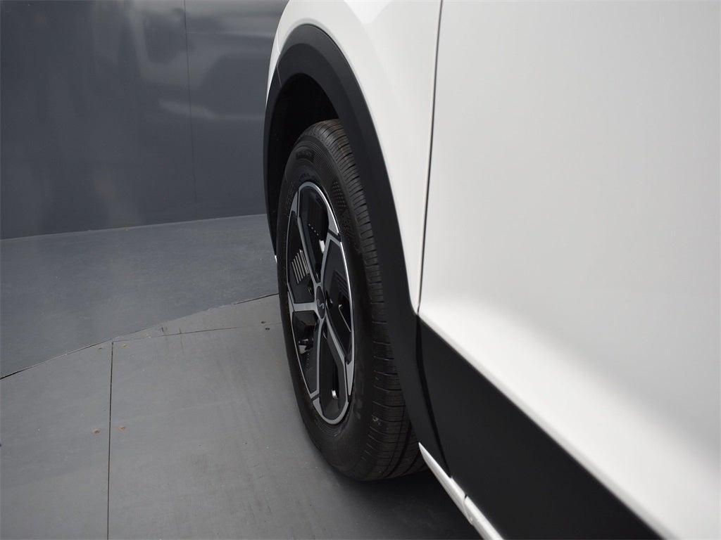 new 2025 Kia Niro car, priced at $29,896
