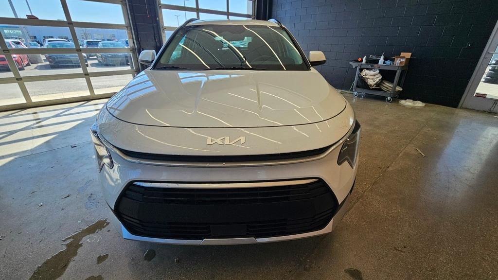 new 2025 Kia Niro car, priced at $30,396