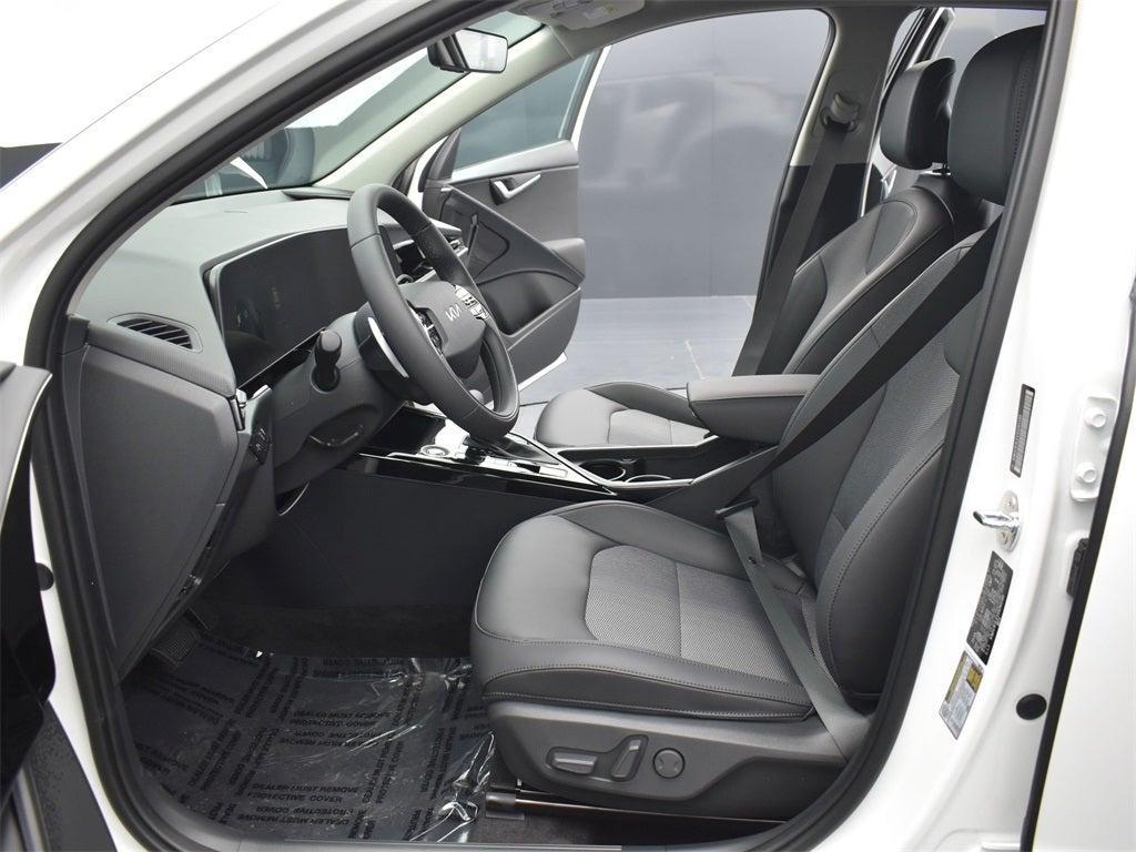 new 2025 Kia Niro car, priced at $29,896