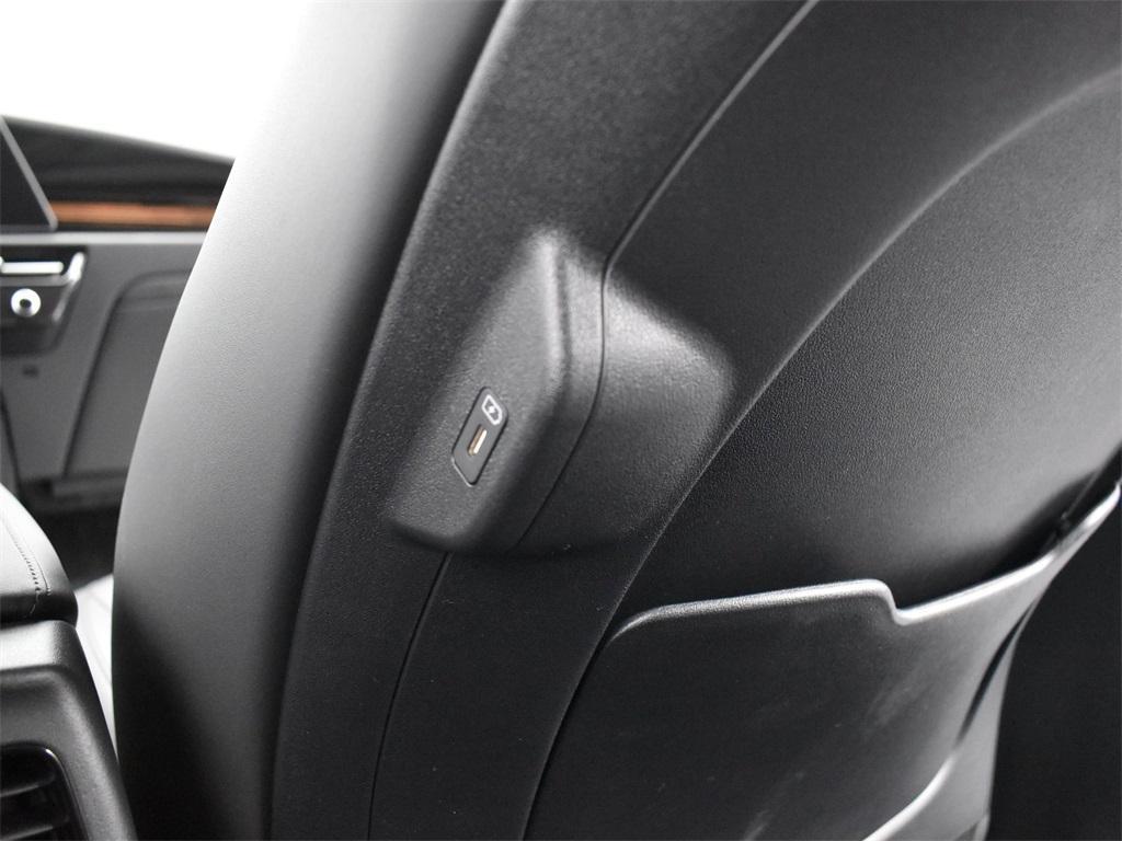 new 2025 Kia Niro car, priced at $30,396
