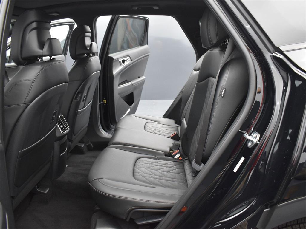 new 2025 Kia Sportage car, priced at $32,109