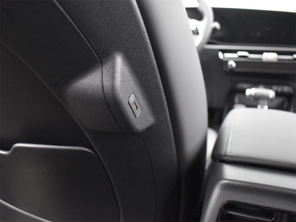 new 2025 Kia Niro car, priced at $30,029