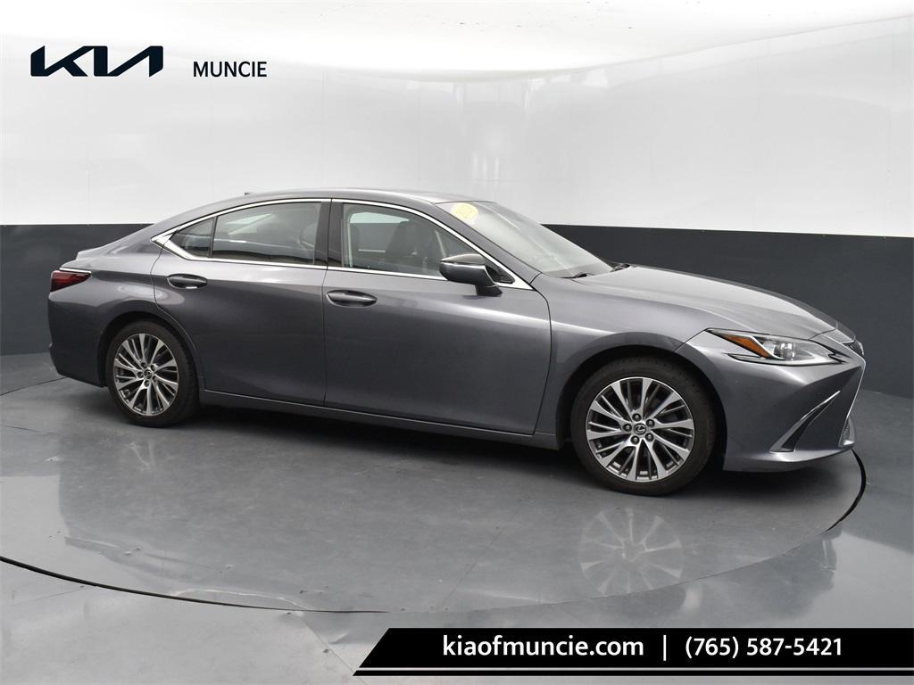 used 2019 Lexus ES 350 car, priced at $30,379