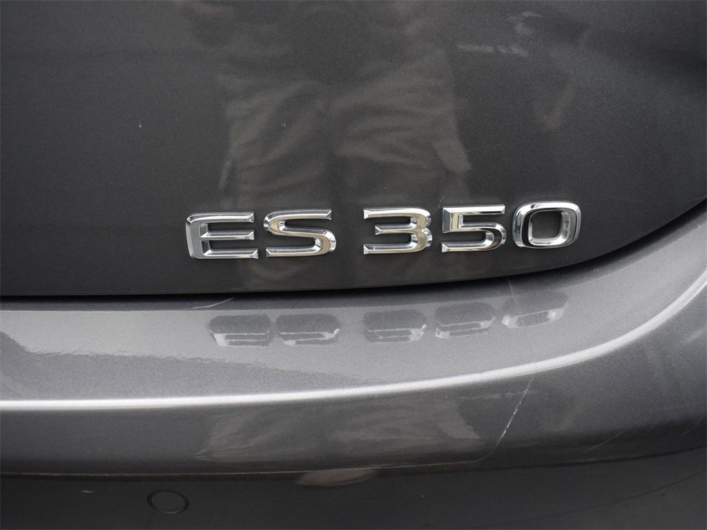 used 2019 Lexus ES 350 car, priced at $30,379