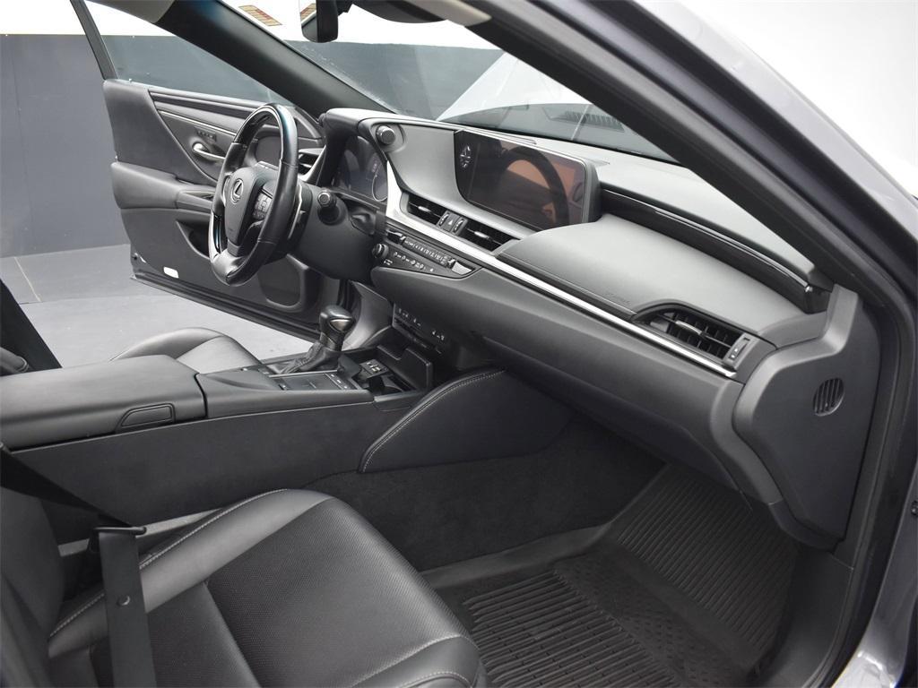 used 2019 Lexus ES 350 car, priced at $30,379
