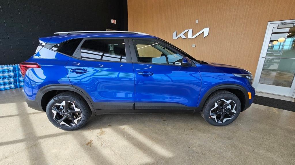 new 2025 Kia Seltos car, priced at $27,005